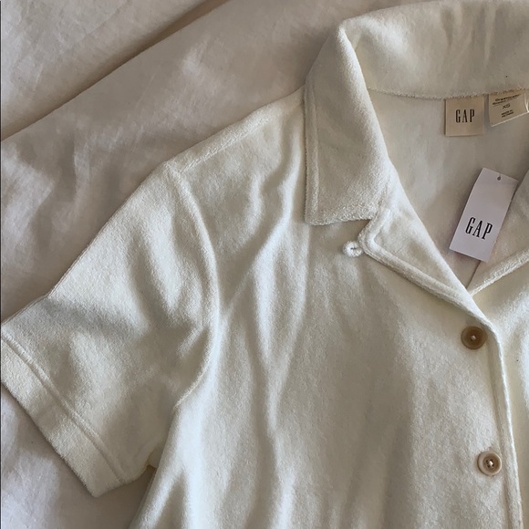 Organic Cotton Button-Down - Picture 2 of 3